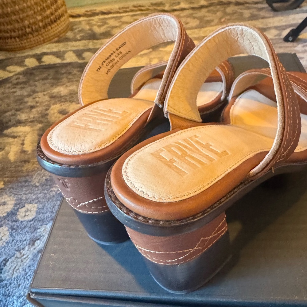 NIB Frye Women's Pipa Woodstock Brown Platform Sandals - Picture 4 of 8